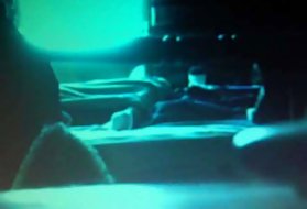 Perra porno xxx peliculas maduras flaca ama el caucho y masturbación el látex