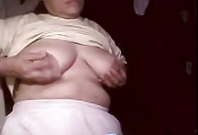 En el picnic, la puta morena folla con fotos y videos de maduras masturbación plátano.